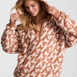 PINK Victoria's Secret Cream & Tan Sherpa Hooded Vest
